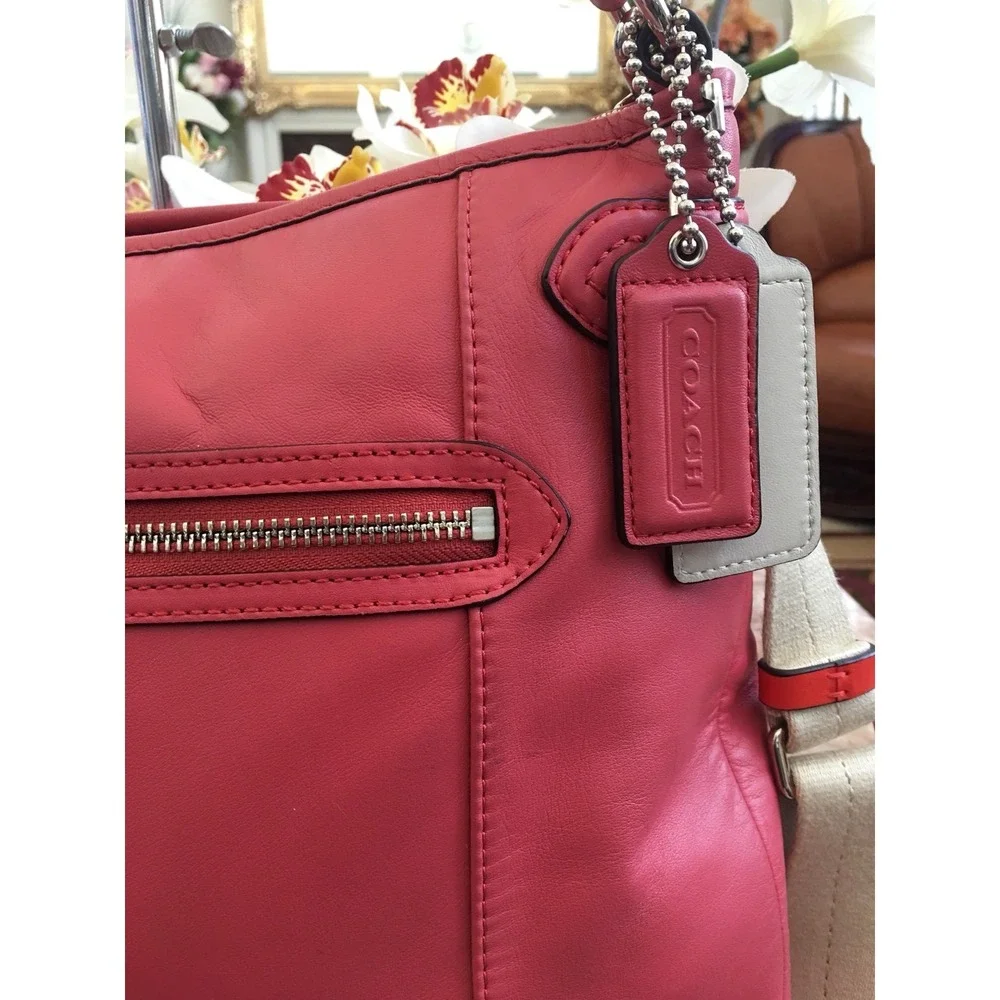 Coach Daisy Leather Convertible Hobo Shoulder Bag F23937 EUC RARE‎ MSRP $350